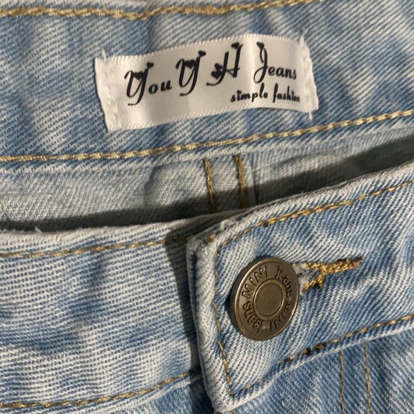 Ripped Mom style jeans - Picture 3 of 4